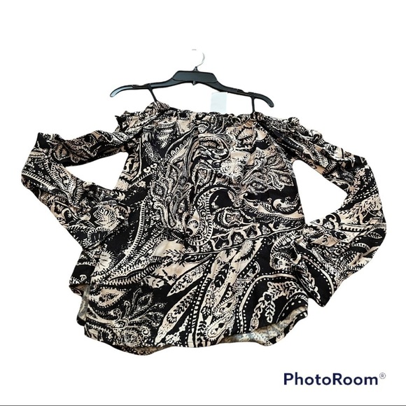 L'agence Rowan off the Shoulder Blouse - Picture 5 of 11